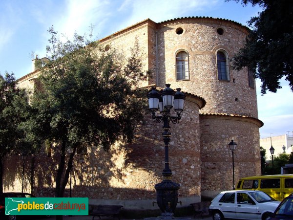 Església de Sant Menna, absis (Foto: Joan Sánchez Sabé, 2006) Església de Sant Menna, absis