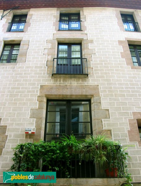 Barcelona - Sant Pere Més Alt, 24 (Foto: Albert Esteves, 2006) Barcelona - Sant Pere Més Alt, 24