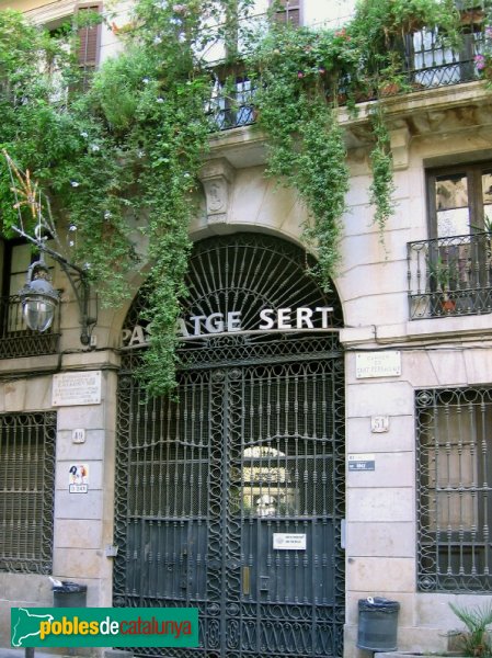 Barcelona - Passatge Sert (Foto: Albert Esteves, 2006) Barcelona - Passatge Sert