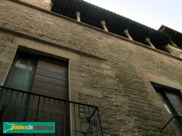 Barcelona - Palau Finestres (Foto: Albert Esteves, 2006) Barcelona - Palau Finestres