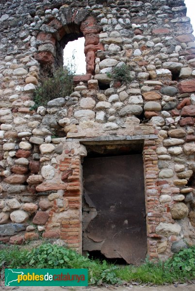 Sant Esteve Sesrovires - Torrassa (Foto: Patronat Municipal Sant Esteve Sesrovires, 2007) Sant Esteve Sesrovires - Torrassa