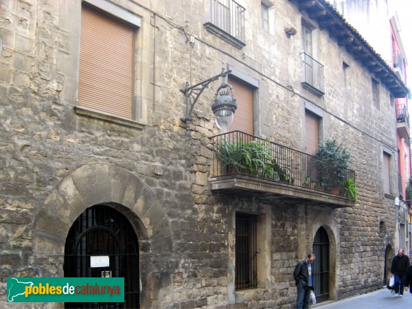 Barcelona - Rectoria del Pi (Foto: Albert Esteves, 2007) Barcelona - Rectoria del Pi