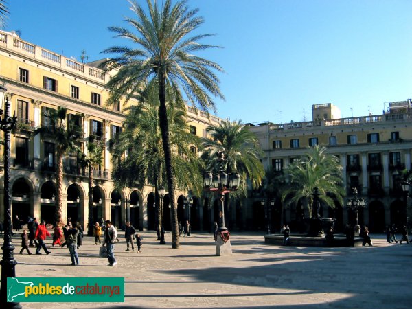 Barcelona - Plaça Reial (Foto: Albert Esteves, 2007) Barcelona - Plaça Reial