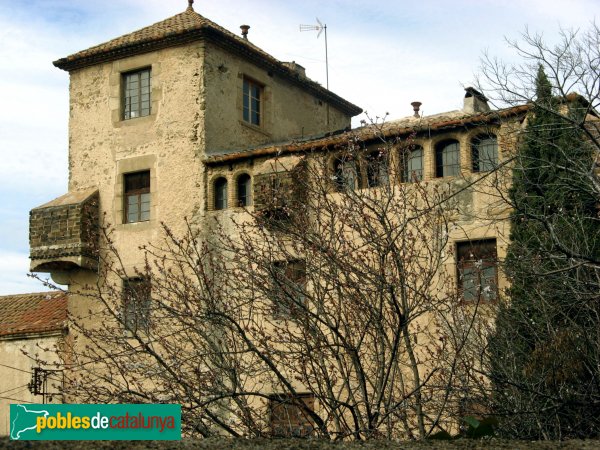 Badalona - Torre Codina (Foto: Albert Esteves, 2007) Badalona - Torre Codina