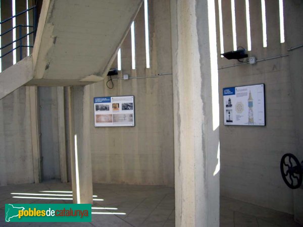 Torre de l'Aigua, interior (Foto: Joan Sánchez Sabé, 2007) Torre de l'Aigua, interior
