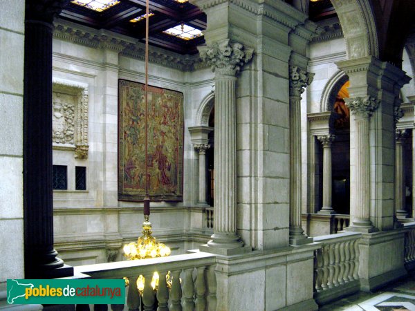 Barcelona - Casa de la Ciutat - Escala d'Honor (Foto: Albert Esteves, 2007) Barcelona - Casa de la Ciutat - Escala d'Honor