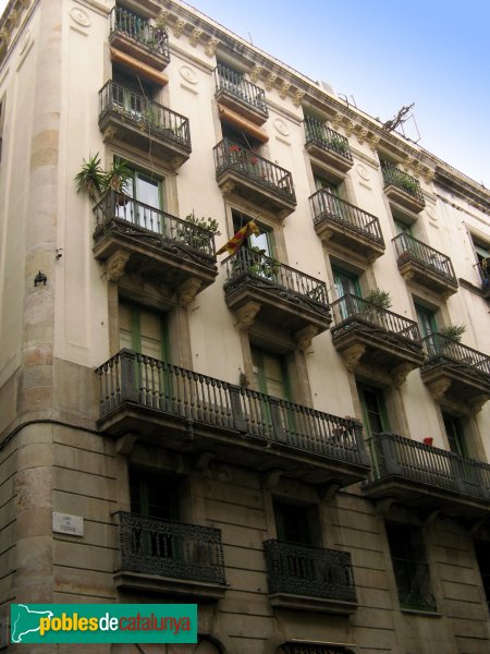 Barcelona - Ferran, 30 (bis) (Foto: Albert Esteves, 2007) Barcelona - Ferran, 30 (bis)