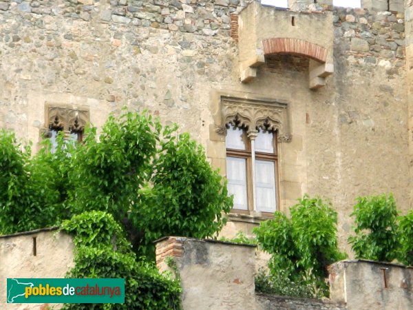 Vilassar de Dalt - Castell de Vilassar (Foto: Albert Esteves, 2007) Vilassar de Dalt - Castell de Vilassar