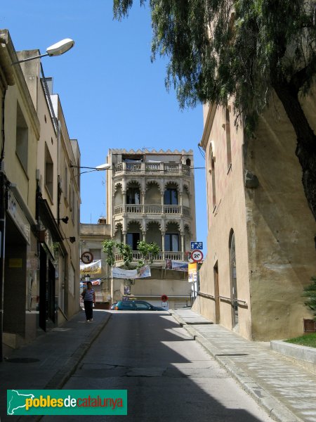 Vilassar de Dalt - Cal Noi Baiau (Foto: Albert Esteves, 2007) Vilassar de Dalt - Cal Noi Baiau