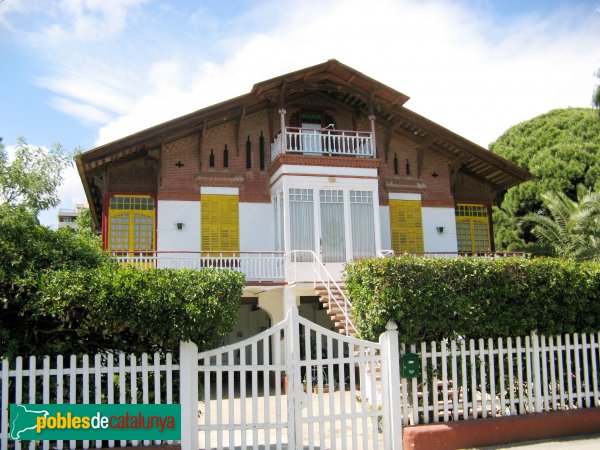 Vilassar de Mar - Can Lari (Foto: Albert Esteves, 2007) Vilassar de Mar - Can Lari