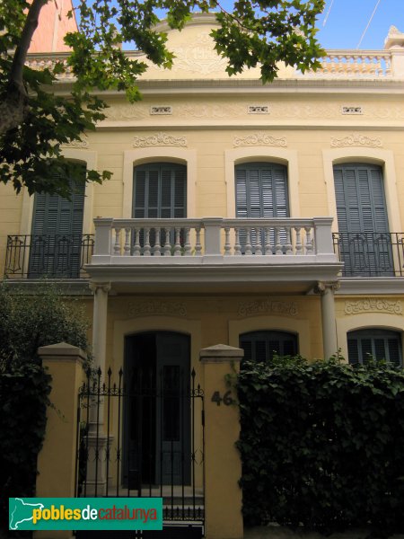 Pineda - Carrer del Mar (Foto: Albert Esteves, 2007) Pineda - Carrer del Mar