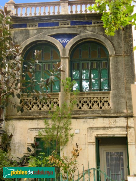 Pineda - Carrer del Mar (Foto: Albert Esteves, 2007) Pineda - Carrer del Mar
