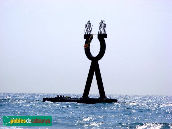 Torredembarra - Escultura <i>Alfa i Omega</i> (Foto: Albert Esteves, 2007) Torredembarra - Escultura <i>Alfa i Omega</i>