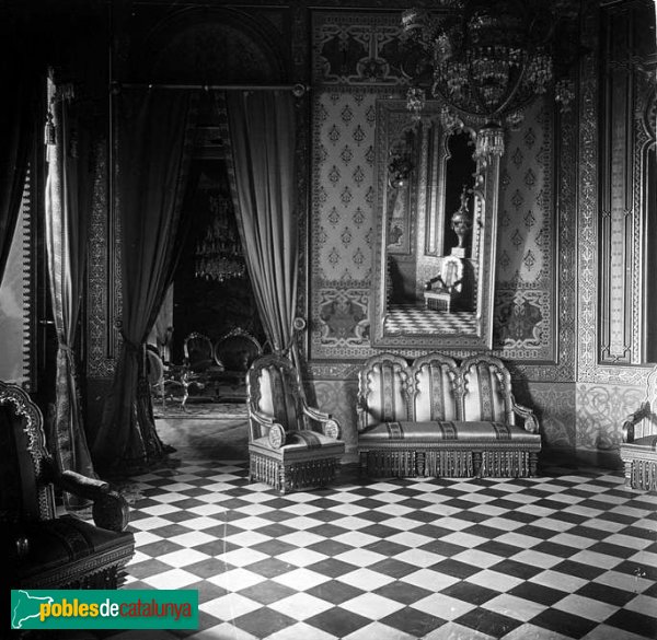 Cornellà de Llobregat - Palau de Can Mercader (Foto: <i>Josep Salvany - Fons Salvany, Biblioteca de Catalunya</i>, 1922) Cornellà de Llobregat - Palau de Can Mercader