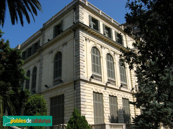 Barcelona - Palau Robert (Foto: Albert Esteves, 2007) Barcelona - Palau Robert