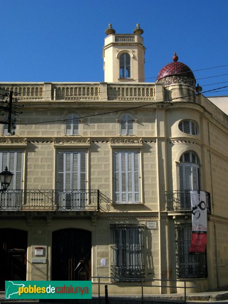 Arenys de Mar - Can Juncosa (Foto: Albert Esteves, 2007) Arenys de Mar - Can Juncosa