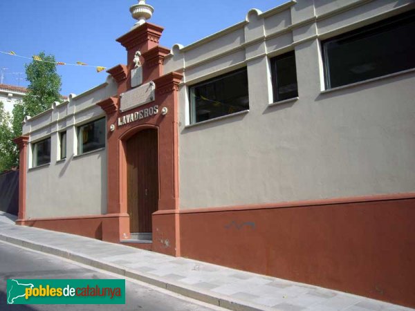 Safareig de la Baixada de Cal Verge (Foto: Joan Sánchez Sabé, 2007) Safareig de la Baixada de Cal Verge