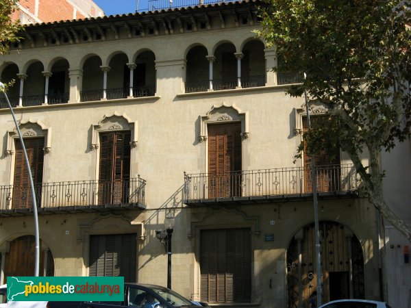 Arenys de Mar - Cases Riera (Foto: Albert Esteves, 2007) Arenys de Mar - Cases Riera