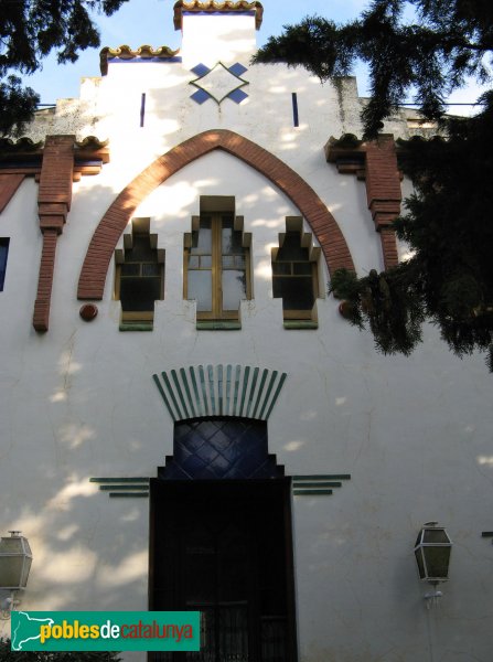 Canet de Mar - Can Carbonell (Foto: Albert Esteves, 2007) Canet de Mar - Can Carbonell