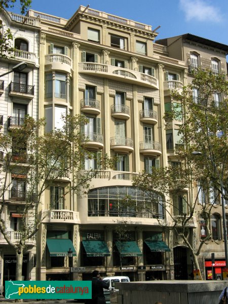 Barcelona - Passeig de Gràcia, 114 (Foto: Albert Esteves, 2007) Barcelona - Passeig de Gràcia, 114
