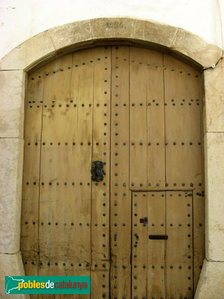 Salomó - Carrer Major (Foto: Albert Esteves, 2008) Salomó - Carrer Major