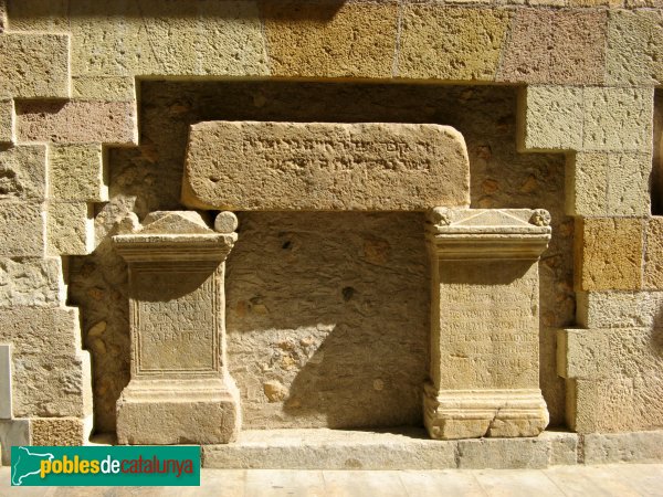 Tarragona - Casa del Degà (Foto: Albert Esteves, 2008) Tarragona - Casa del Degà