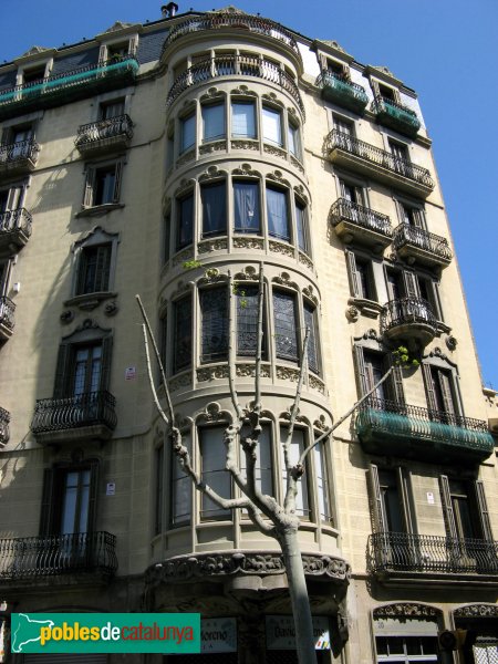 Barcelona - València, 226 / Enric Granados, 20 (Foto: Albert Esteves, 2008) Barcelona - València, 226 / Enric Granados, 20