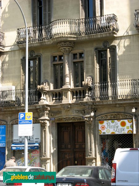 Barcelona - València, 226 / Enric Granados, 20 (Foto: Albert Esteves, 2008) Barcelona - València, 226 / Enric Granados, 20