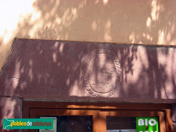 Pallejà - Ca la Llúcia (Foto: Albert Esteves, 2008) Pallejà - Ca la Llúcia