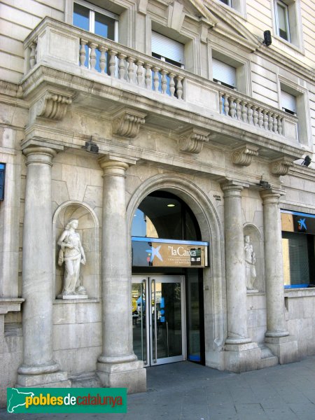 Tarragona - Edifici de la Caixa de Pensions (Foto: Albert Esteves, 2008) Tarragona - Edifici de la Caixa de Pensions