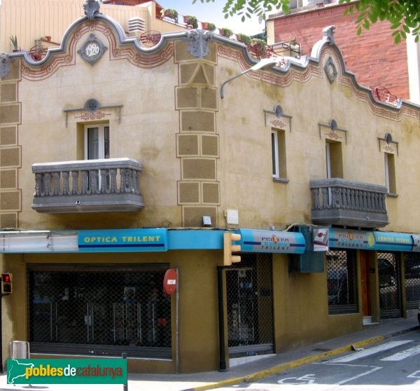 Sant Vicenç dels Horts - Cal Font (Foto: Albert Esteves, 2006) Sant Vicenç dels Horts - Cal Font