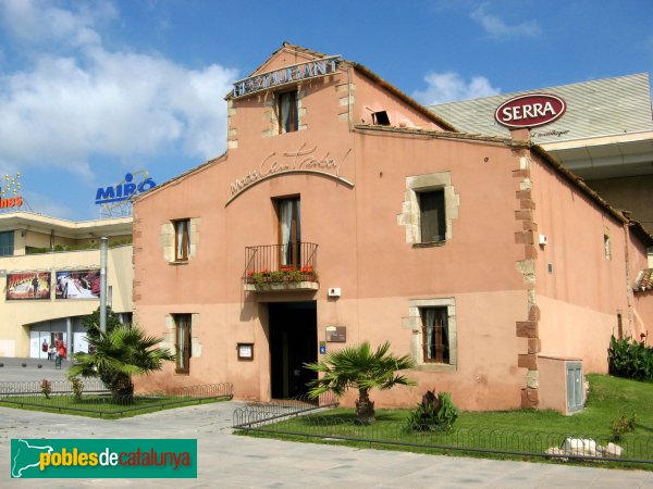 Cornellà de Llobregat - Can Trabal (Foto: Albert Esteves, 2008) Cornellà de Llobregat - Can Trabal