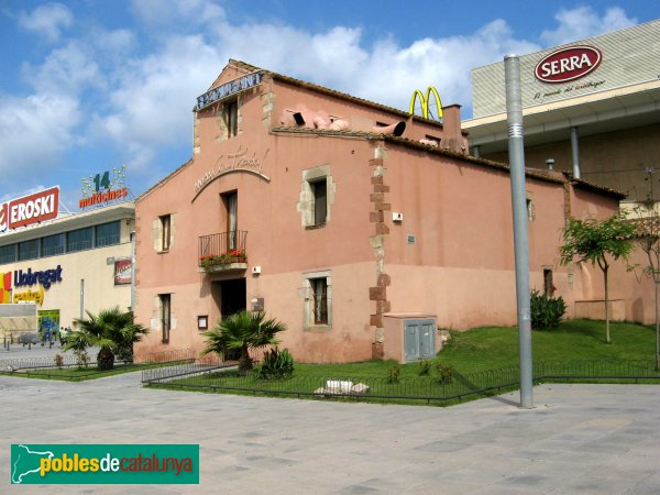 Cornellà de Llobregat - Can Trabal (Foto: Albert Esteves, 2008) Cornellà de Llobregat - Can Trabal