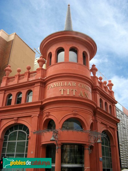 Cornellà de Llobregat - Cinema Titán (Foto: Albert Esteves, 2008) Cornellà de Llobregat - Cinema Titán