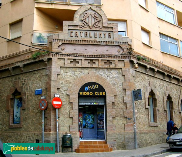 Cornellà de Llobregat - Can Masip (Foto: Albert Esteves, 2008) Cornellà de Llobregat - Can Masip