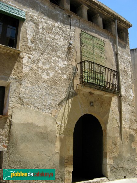 Vilallonga del Camp - Casa Albinyana (Foto: Albert Esteves, 2008) Vilallonga del Camp - Casa Albinyana