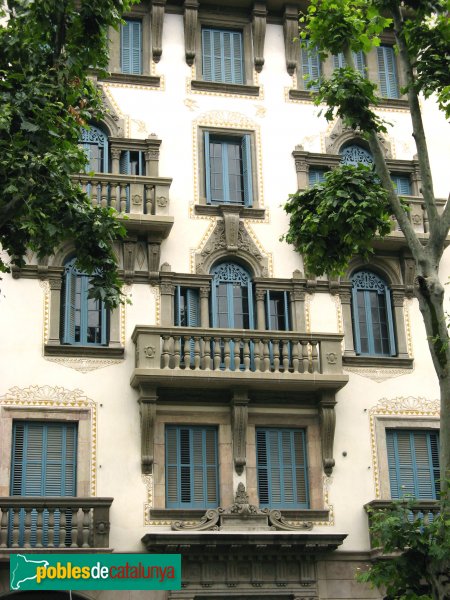 Barcelona - Ronda Sant Antoni, 39 (Foto: Albert Esteves, 2008) Barcelona - Ronda Sant Antoni, 39