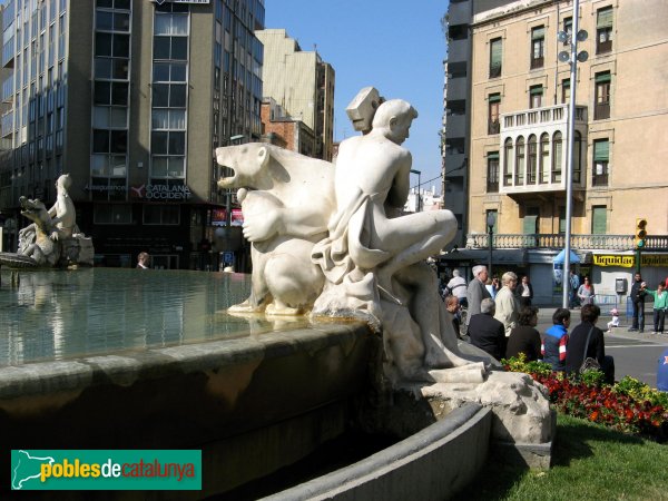 Tarragona - Font del Centenari (Foto: Albert Esteves, 2008) Tarragona - Font del Centenari