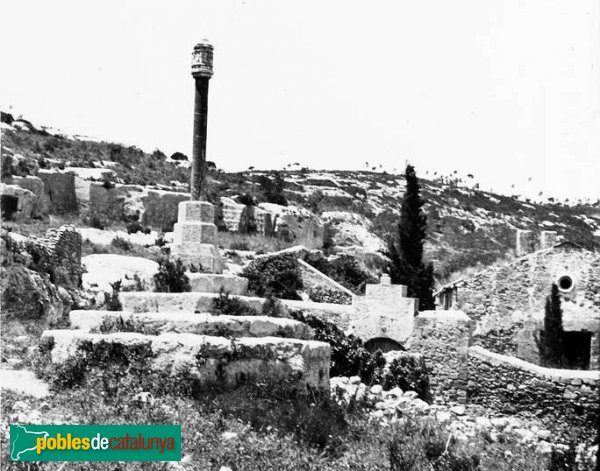 Creu de terme de Tamarit (Foto: Josep Salvany - Fons Salvany, Biblioteca de Catalunya, 1912) Creu de terme de Tamarit