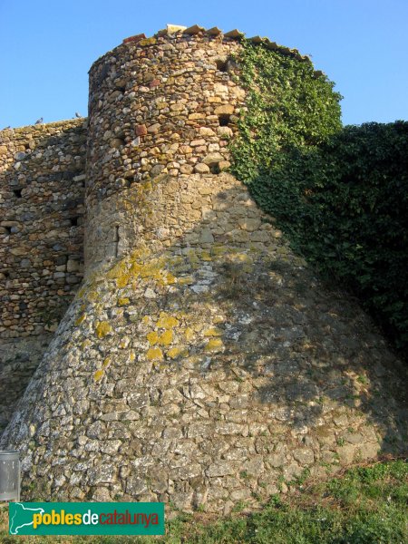 Pedret i Marzà - Muralles de Marzà