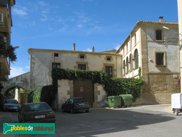 Ivars d'Urgell - Cal Sant (Foto: Albert Esteves, 2008) Ivars d'Urgell - Cal Sant