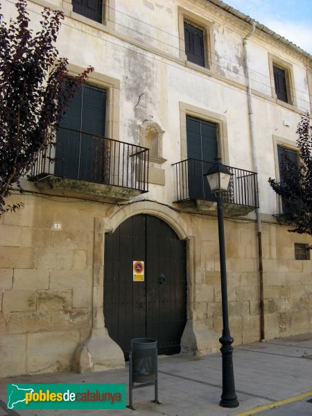 Ivars d'Urgell - Cal Sant (Foto: Albert Esteves, 2008) Ivars d'Urgell - Cal Sant