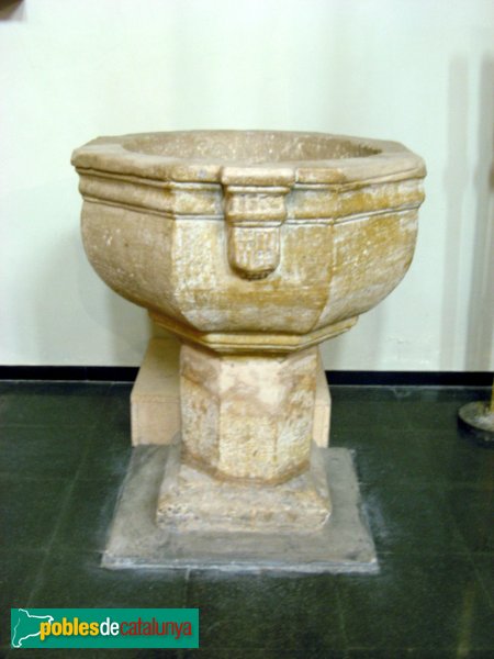 Masquefa - Església nova de Sant Pere, pica baptismal (Foto: Albert Esteves, 2008) Masquefa - Església nova de Sant Pere, pica baptismal