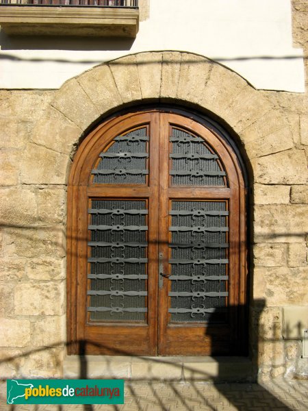 Vallbona d'Anoia - Cal Pons (Foto: Albert Esteves, 2009) Vallbona d'Anoia - Cal Pons