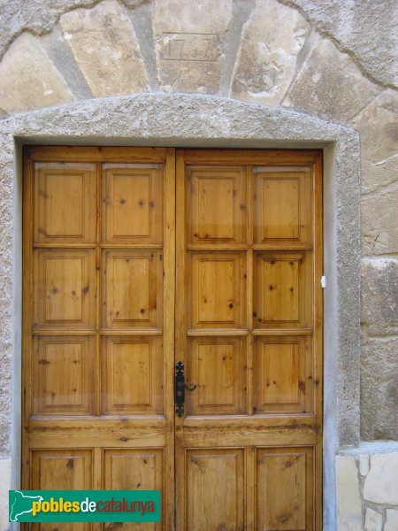 Vallbona d'Anoia - Carrer Major (Foto: Albert Esteves, 2009) Vallbona d'Anoia - Carrer Major