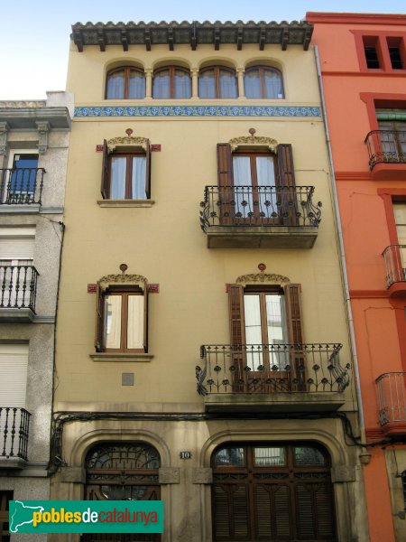 Igualada - Cal Sistaré (Foto: Albert Esteves, 2009) Igualada - Cal Sistaré