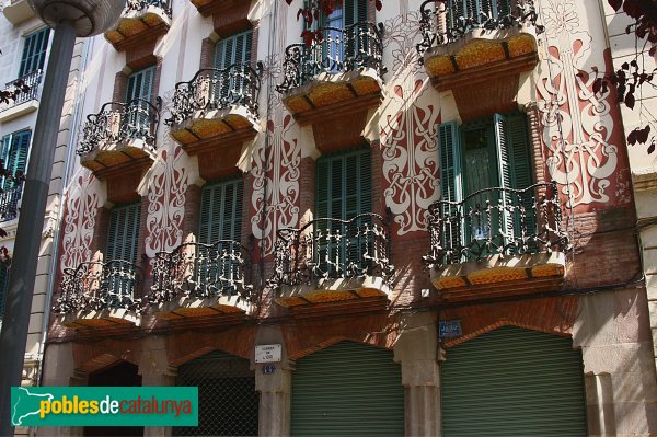 Barcelona - Casa Joan Baptista Rubinat (Or, 44) (Foto: Valentí Pons) Barcelona - Casa Joan Baptista Rubinat (Or, 44)