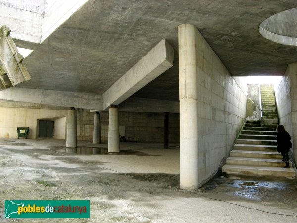 Igualada - Cementiri Nou (Foto: Albert Esteves, 2009) Igualada - Cementiri Nou