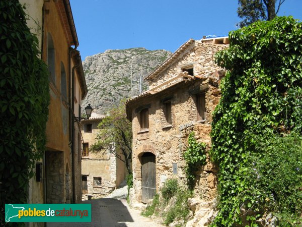 Collbató - Nucli antic (Foto: Albert Esteves, 2009) Collbató - Nucli antic