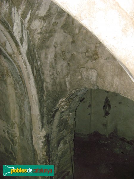 Sant Martí de Tous - Sant Pere de l'Erm, interior (Foto: Albert Esteves, 2009) Sant Martí de Tous - Sant Pere de l'Erm, interior